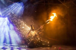 Performer pyrotechnie